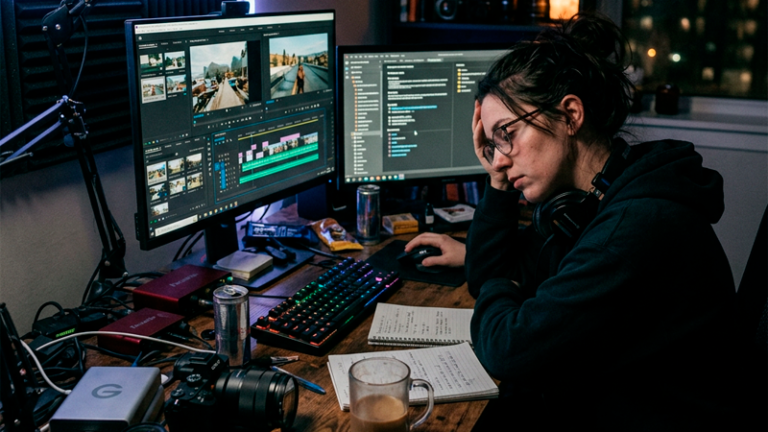 Small Creators Are Quietly Earning More Than Viral Influencers